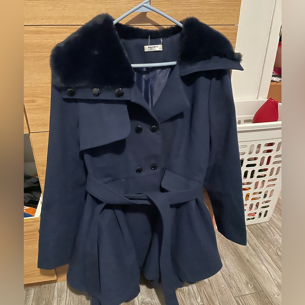 Zeagoo Navy Fur-Collar Trench Coat